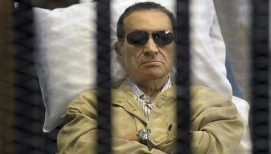 Αίγυπτος: Επανάληψη της δίκης του Μουμπάρακ για διαφθορά αποφάσισε το Εφετείο