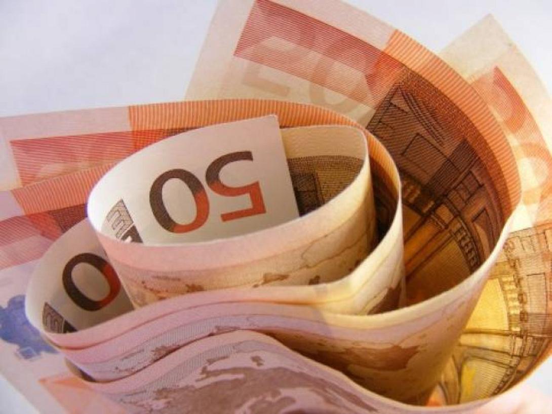 Πρόστιμα 624.000 ευρώ από το υπουργείο Ανάπτυξης τον Οκτώβριο
