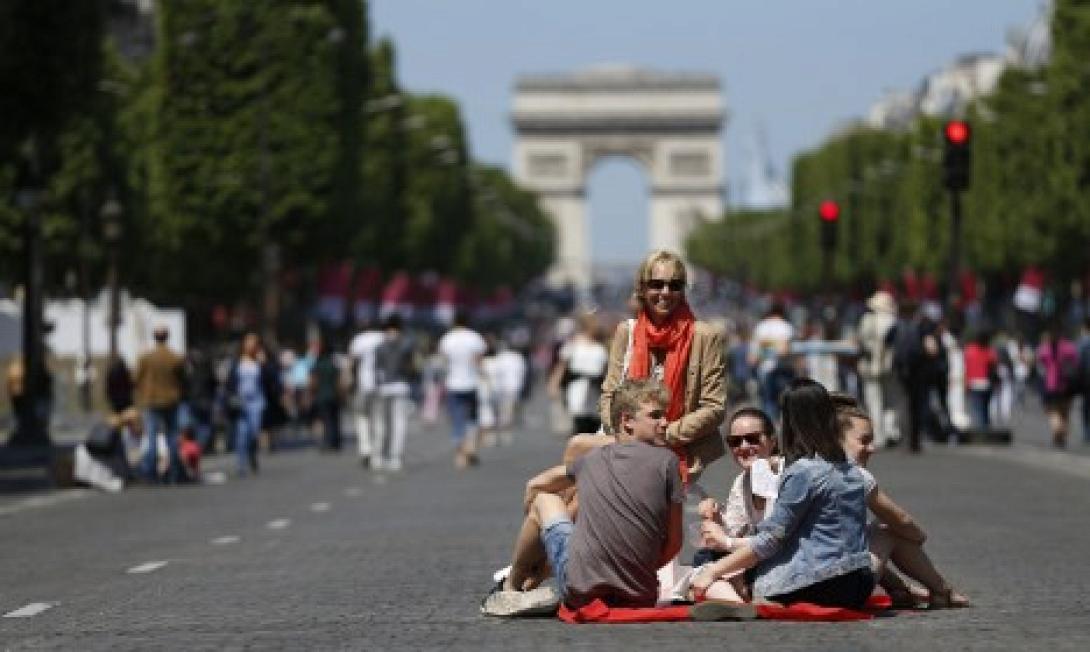 paris.jpg