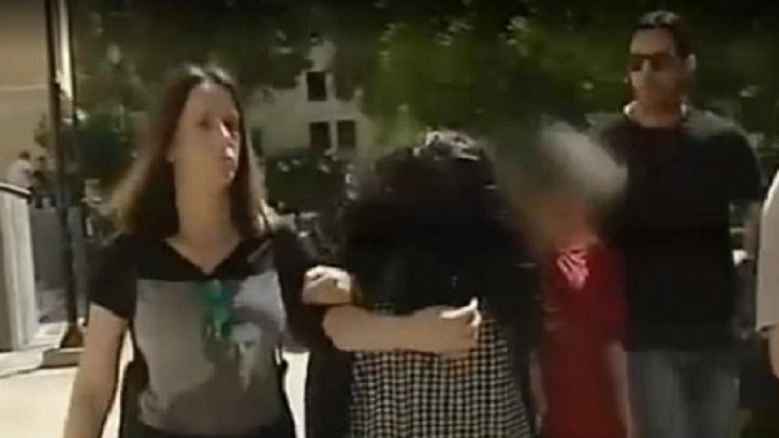 19χρονη μωρό