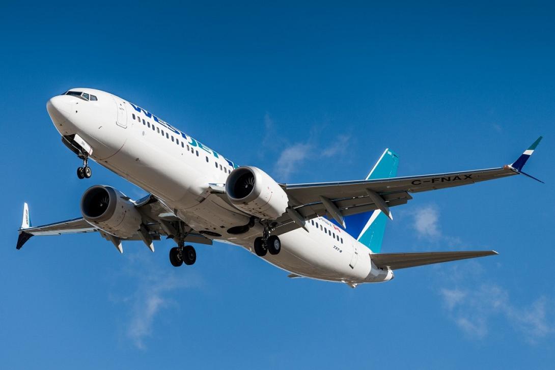 737 ΜΑΧ