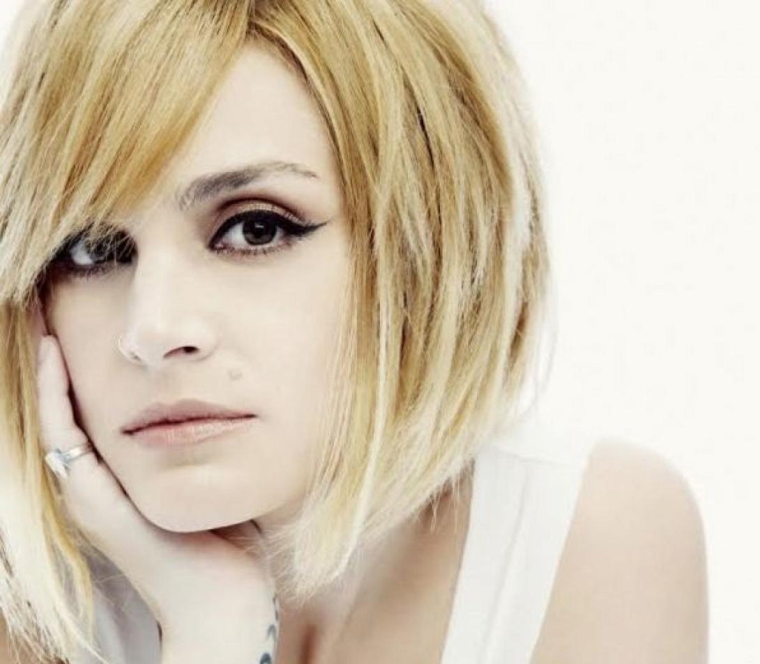 Η Ελεονώρα Ζουγανέλη "επιμένει" τον Αύγουστο στην Κρήτη