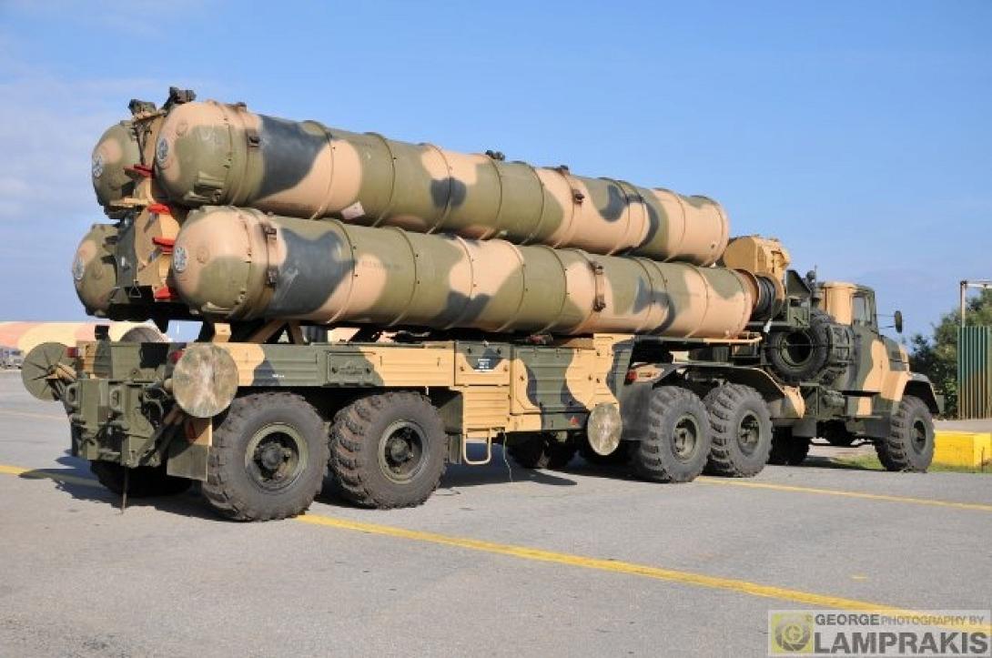 &quot;Έκοψαν&quot; τους S-300 από την παρέλαση ενώ μεταφέρθηκαν από Κρήτη