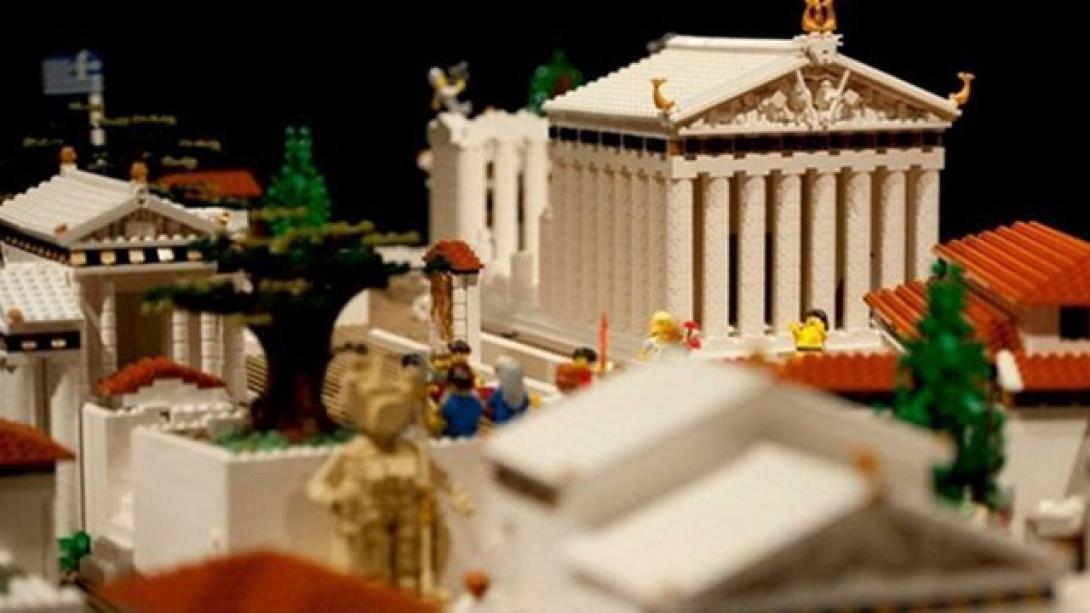 H Ακρόπολη των Αθηνών με 120.000 τουβλάκια Lego!