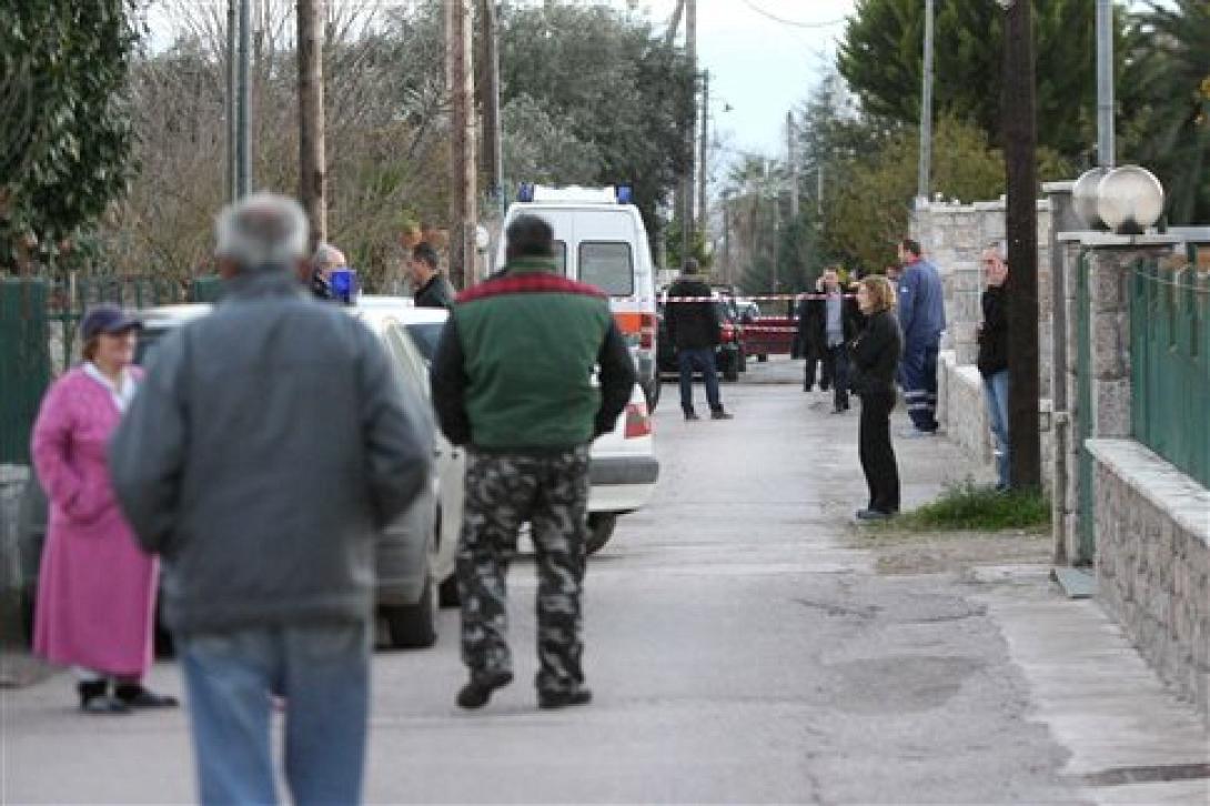 Σε ποινικούς στρέφονται οι έρευνες για την εν ψυχρώ εκτέλεση του αρχιφύλακα