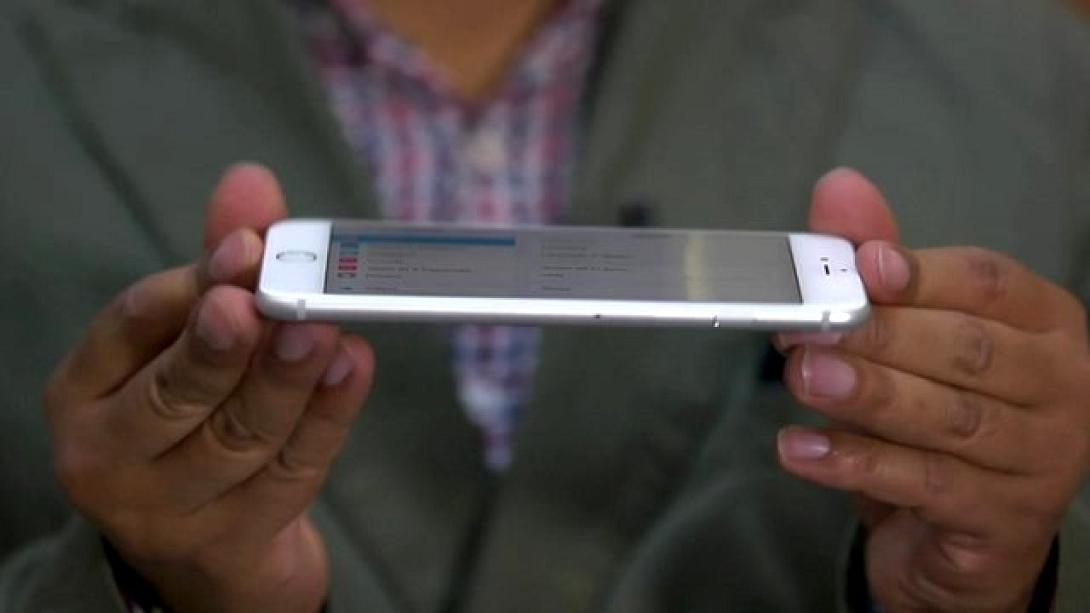 Apple: Τα iPhone 6 Plus μπορεί να... λυγίσουν, αλλά σπάνια!