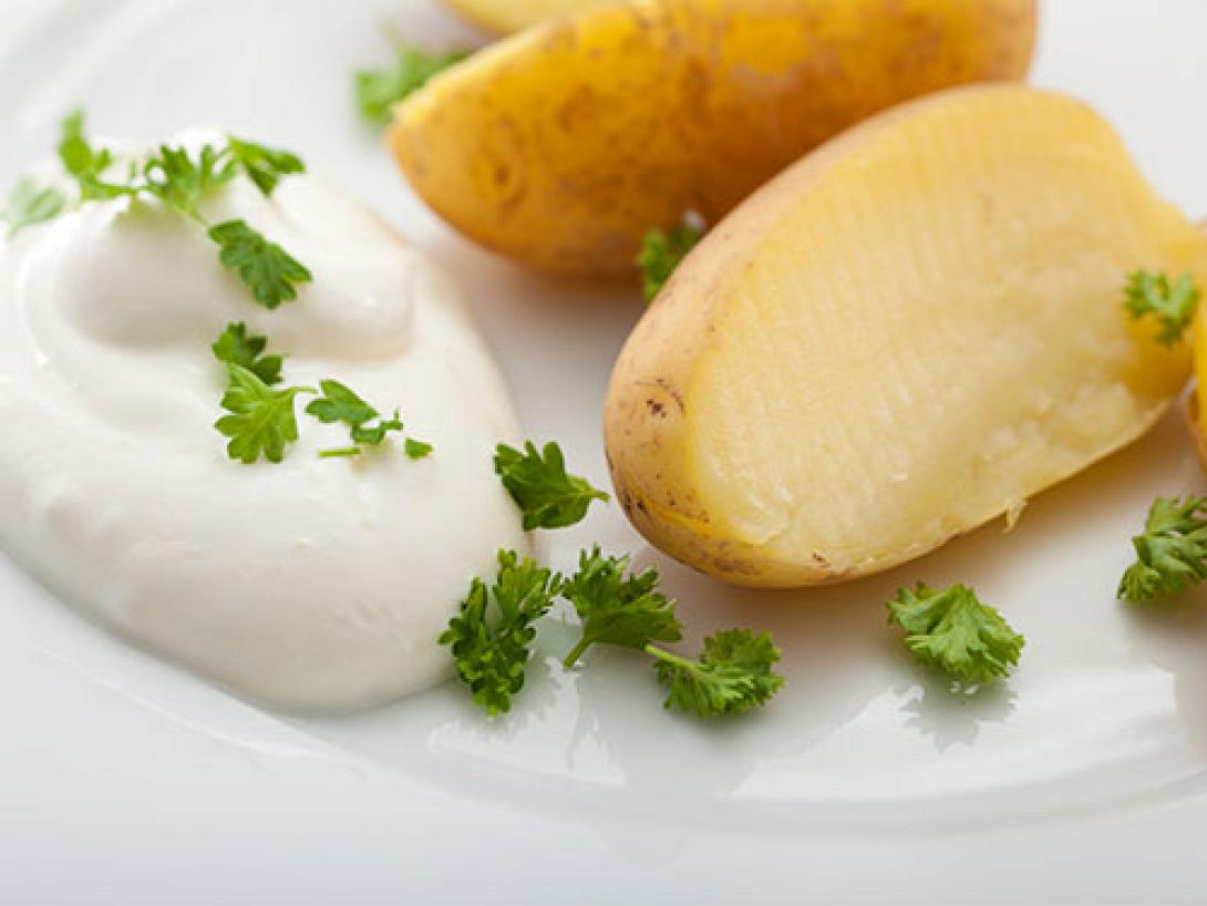 a_diet_with_potatoes_and_yogurt.jpg