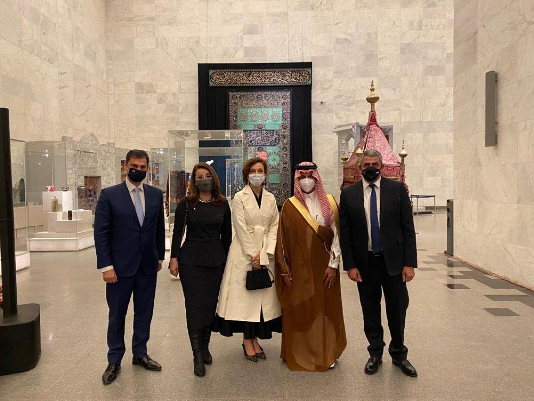 Ο Χάρης Θεοχάρης επισκέφθηκε την Αίγυπτο