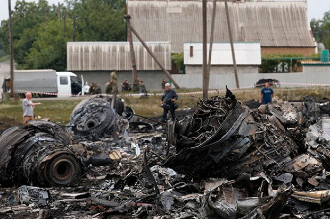 Για Χάρκοβο ξεκινά το τρένο της φρίκης με τις σορούς των επιβατών του Μαλαισιανού Μπόινγκ