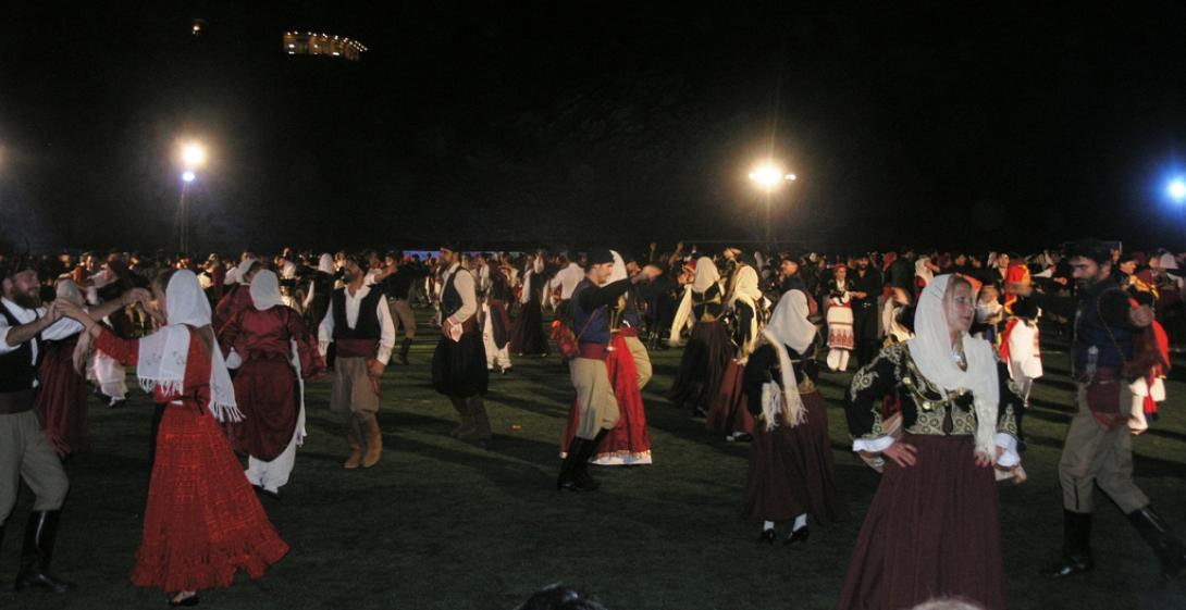 Ολοκληρώθηκε με επιτυχία το Παγκρήτιο Φεστιβάλ χορού και καντάδας
