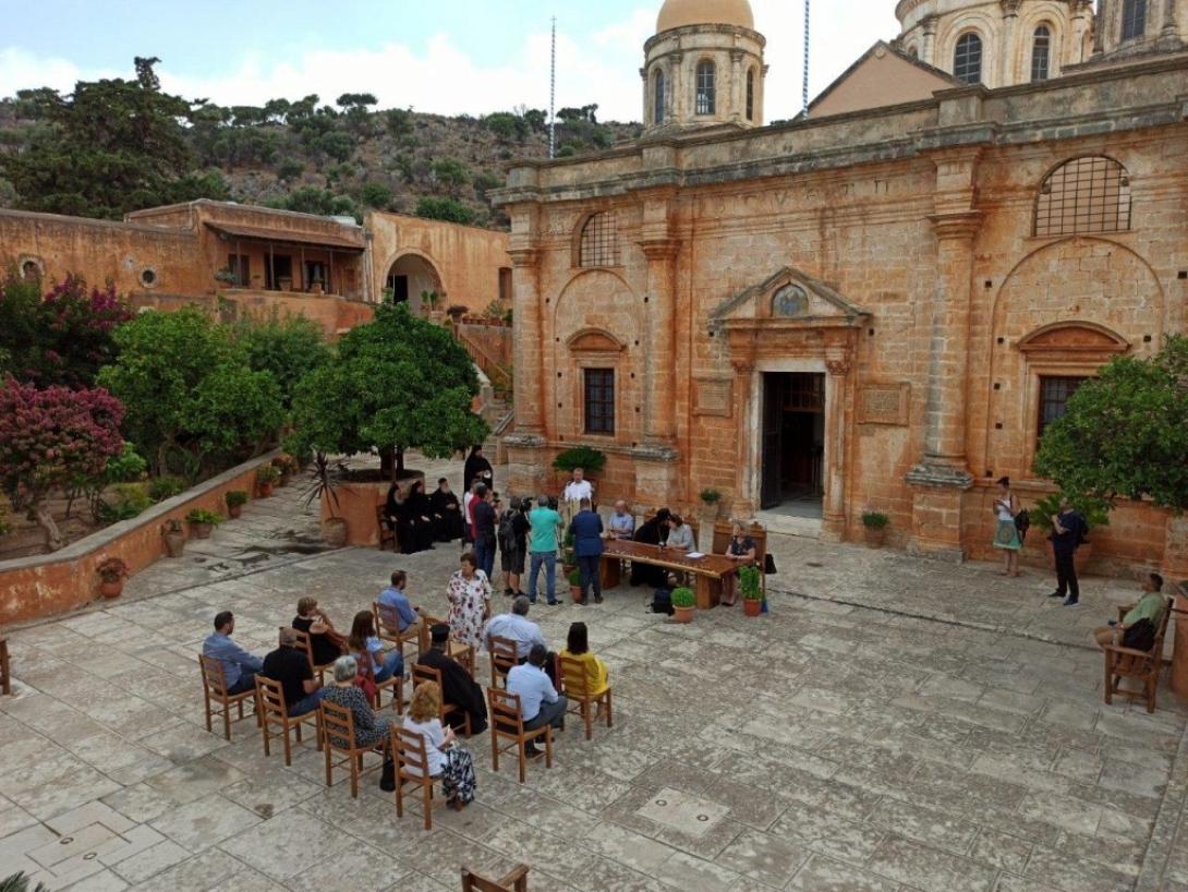 Αγία τριάδα Χανίων