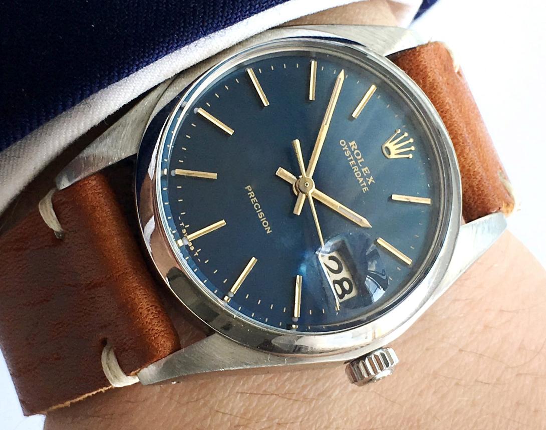 agorase_metaheirismeno_kanape_kai_vrike_mesa._vintage_rolex_axias_250.000.jpg