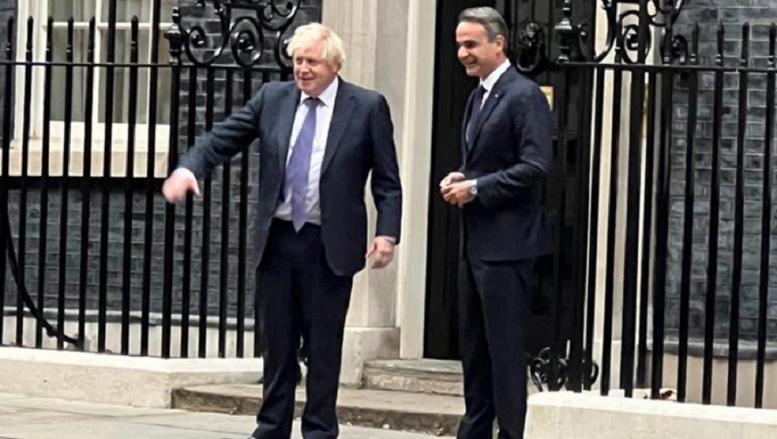 μητσοτακης τζονσον