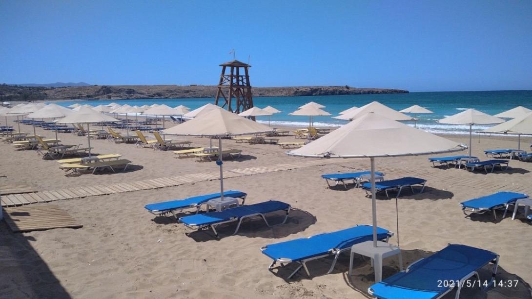 Δημοτική Ακτή Καρτερού