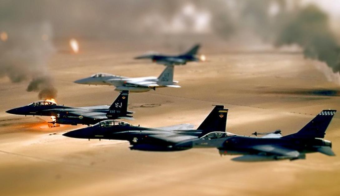 Νεκροί 25 τζιχαντιστές από αεροπορικούς βομβαρδισμούς στη Μοσούλη