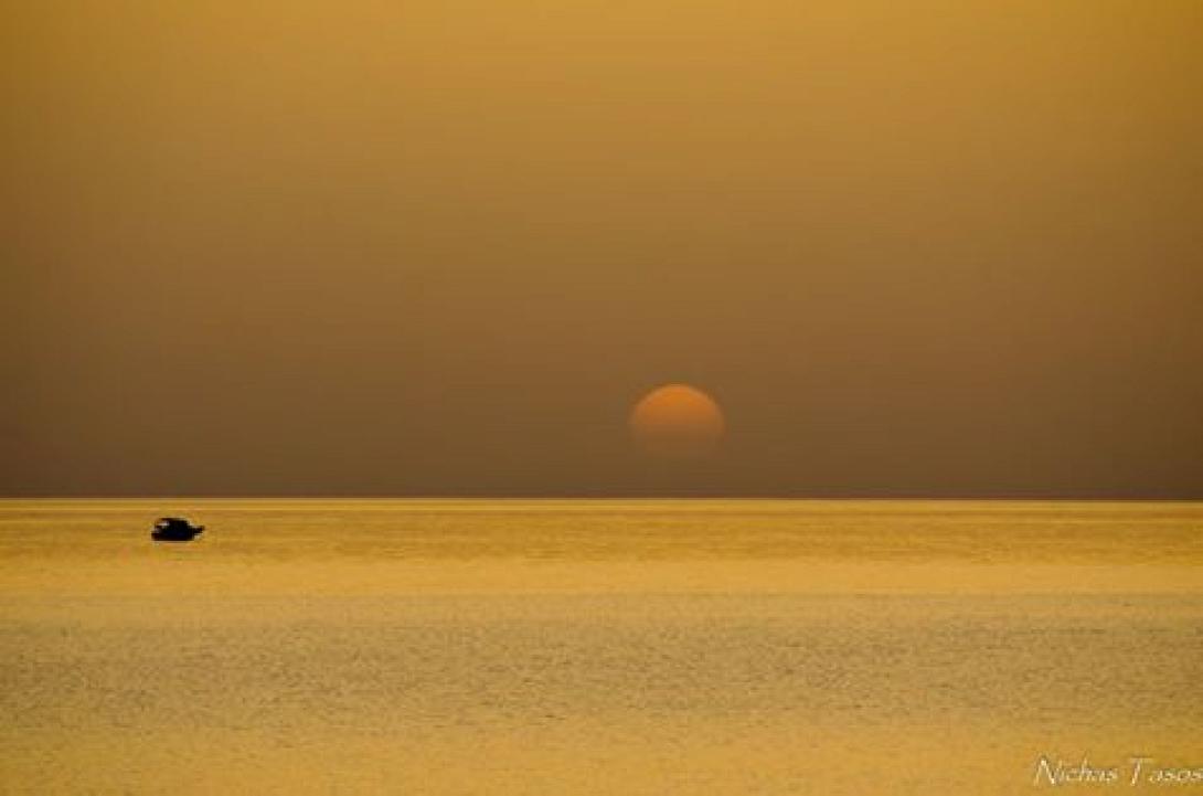 ανατολή σκόνη