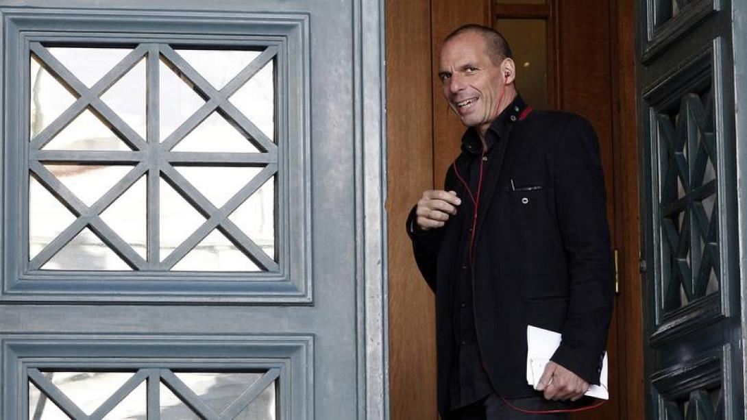 Γ. Βαρουφάκης: Σε ποιος θα επιβληθεί, αν επιβληθεί, η έκτακτη εισφορά