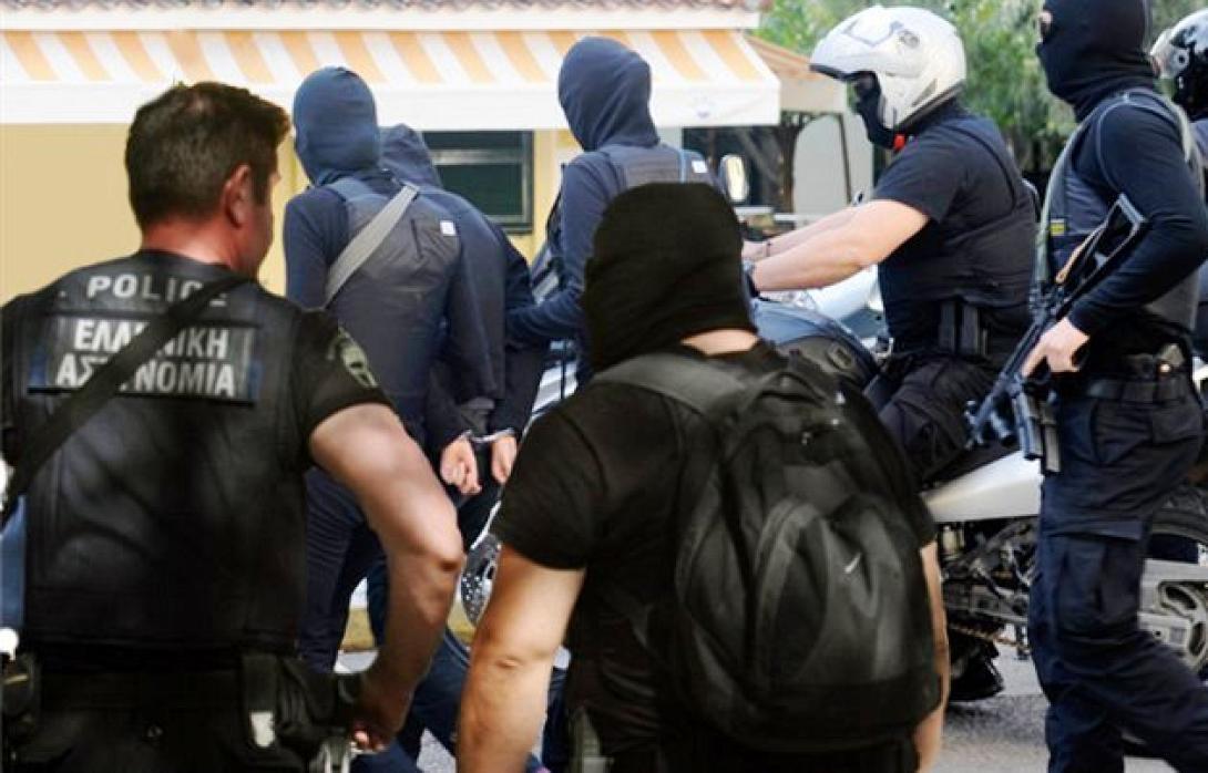 Δύο συλλήψεις σε Αθήνα και Θεσσαλονίκη στις έρευνες για τον εντοπισμό Ξηρού