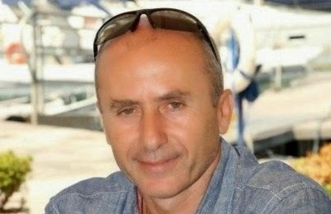 antonakakis.jpg