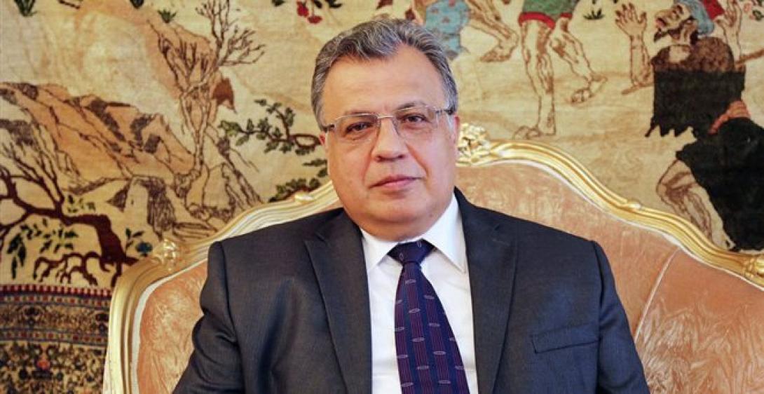 Αντρέι Κάρλοβ