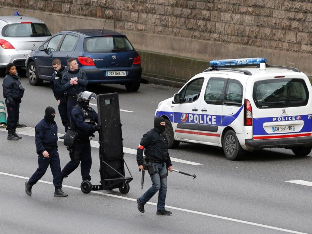 police_paris.jpg