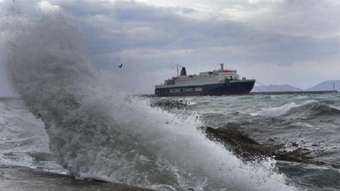 Σε ισχύ το απαγορευτικό απόπλου 