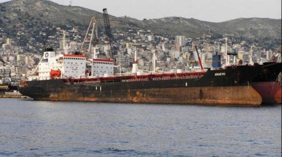 Τον βομβαρδισμό του πετρελαιοφόρου Araevo καταδικάζει η Ουάσιγκτον