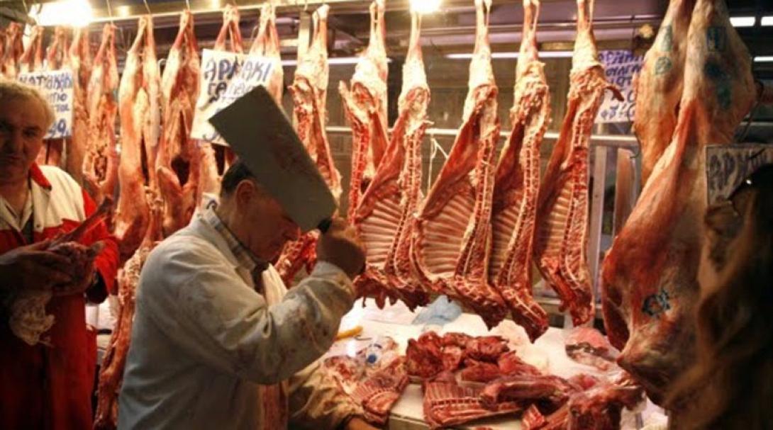 Κορυφώνεται η κίνηση στην αγορά - Ωράρια λειτουργίας και τιμές