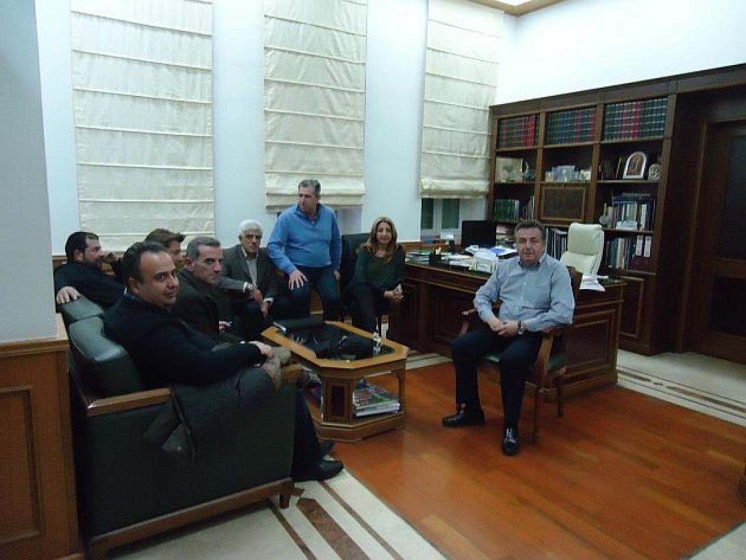 Αρναουτάκης:εντατικοποίηση των ελέγχων για την πάταξη του παρεμπορίου