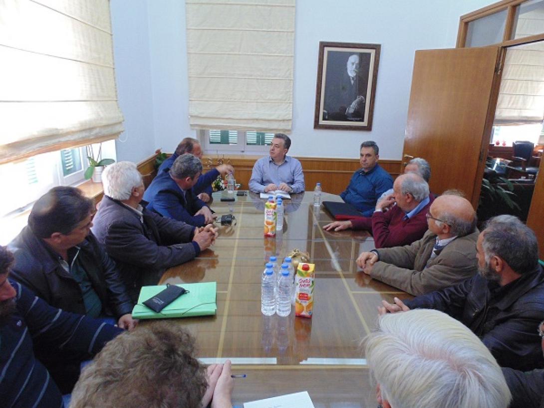 Συναντήσεις Αρναουτακη