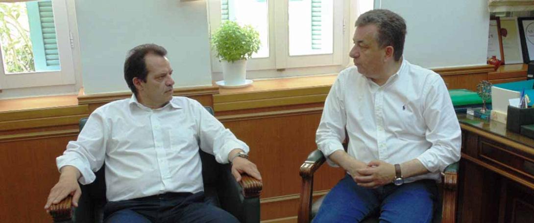 arnaoytakis-dedes1.jpg