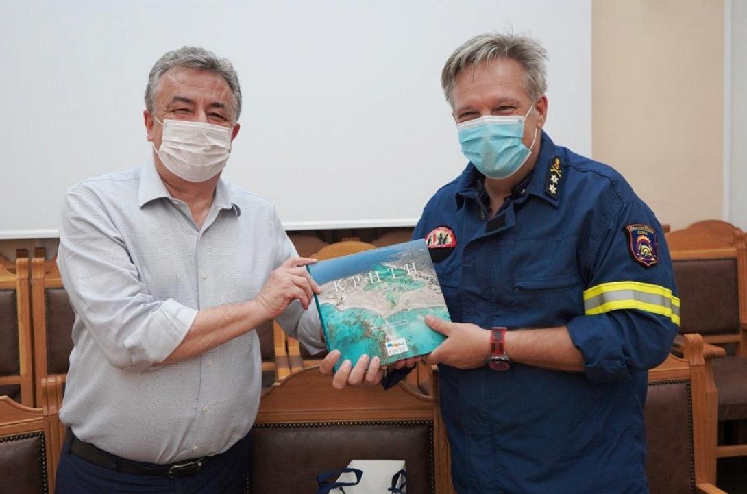 Αρναουτάκης - Σταμούλης