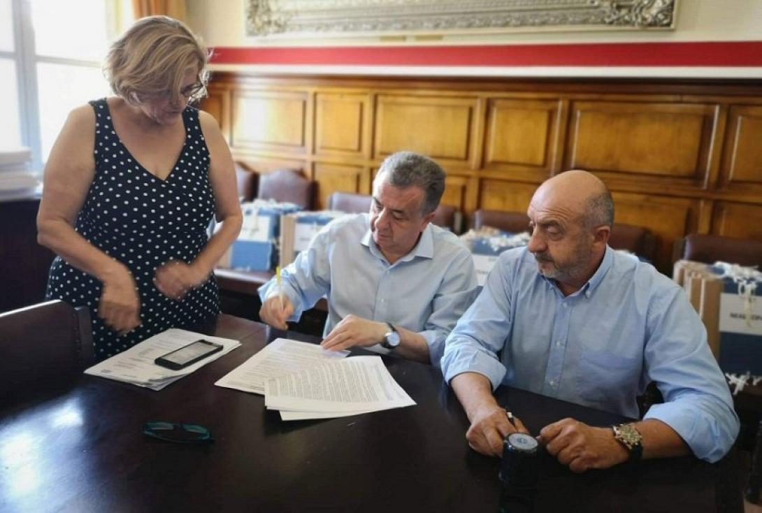 arnaoyutakis_zervos.jpg