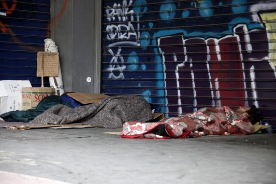 1.200 οι ωφελημένοι άστεγοι από το πρόγραμμα «Στέγαση και Επανένταξη»