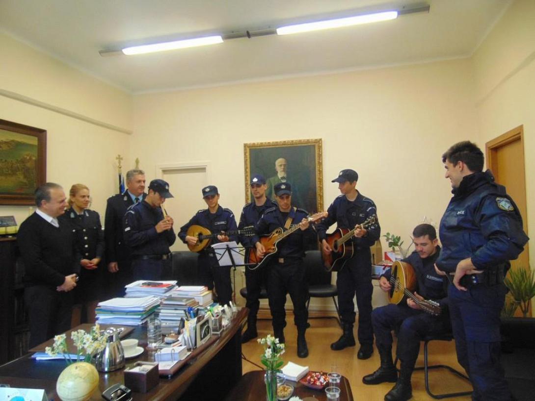 αστυφυλακες καλαντα