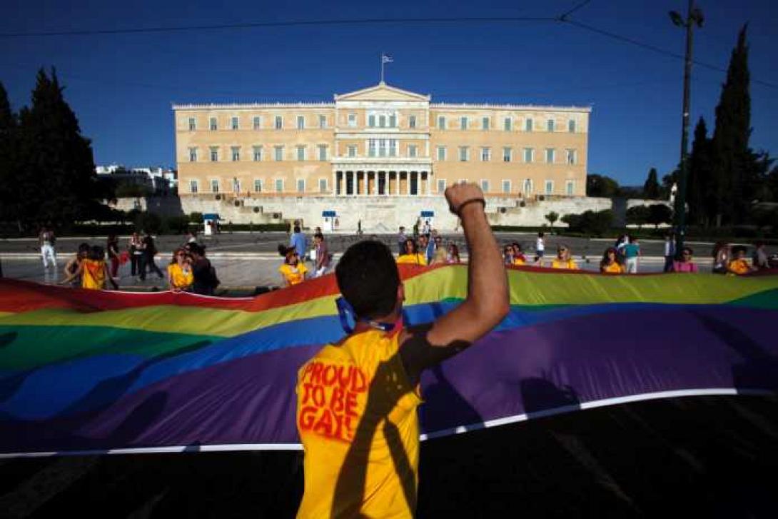 athens_pride_aftodioikisi-696x464.jpg