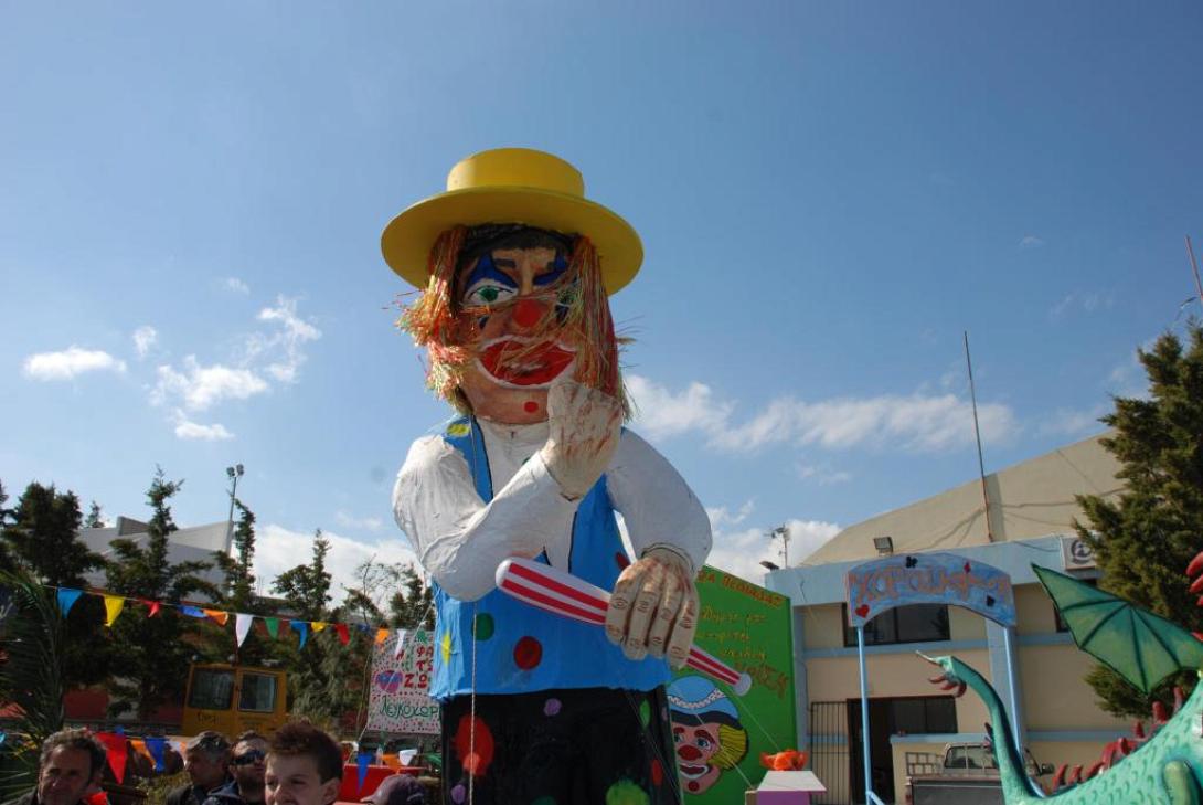 Πυρετώδεις οι προετοιμασίες για τις αποκριάτικες εκδηλώσεις στο δήμο Μινώα Πεδιάδας