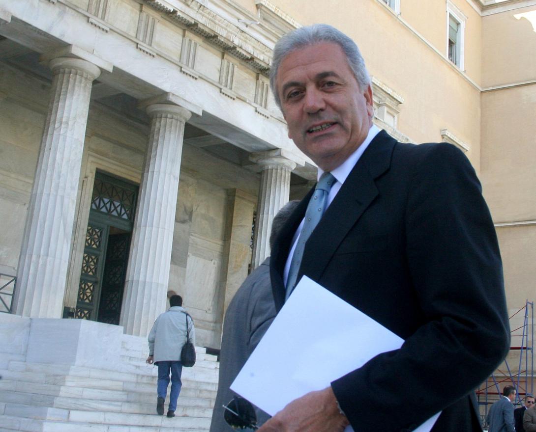 avramopoulos1.jpg