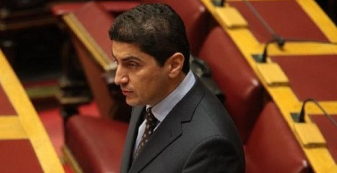 Δεκτή η τροπολογία Αυγενάκη για την Εκκλησία της Κρήτης  	