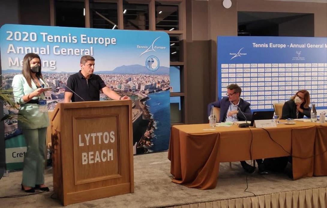 aygenakis_tenis.jpg