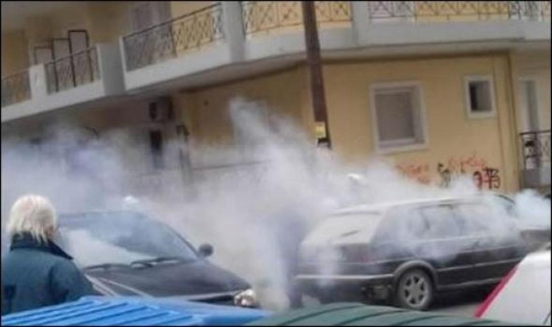 αυτοκινητο φωτια λαμια