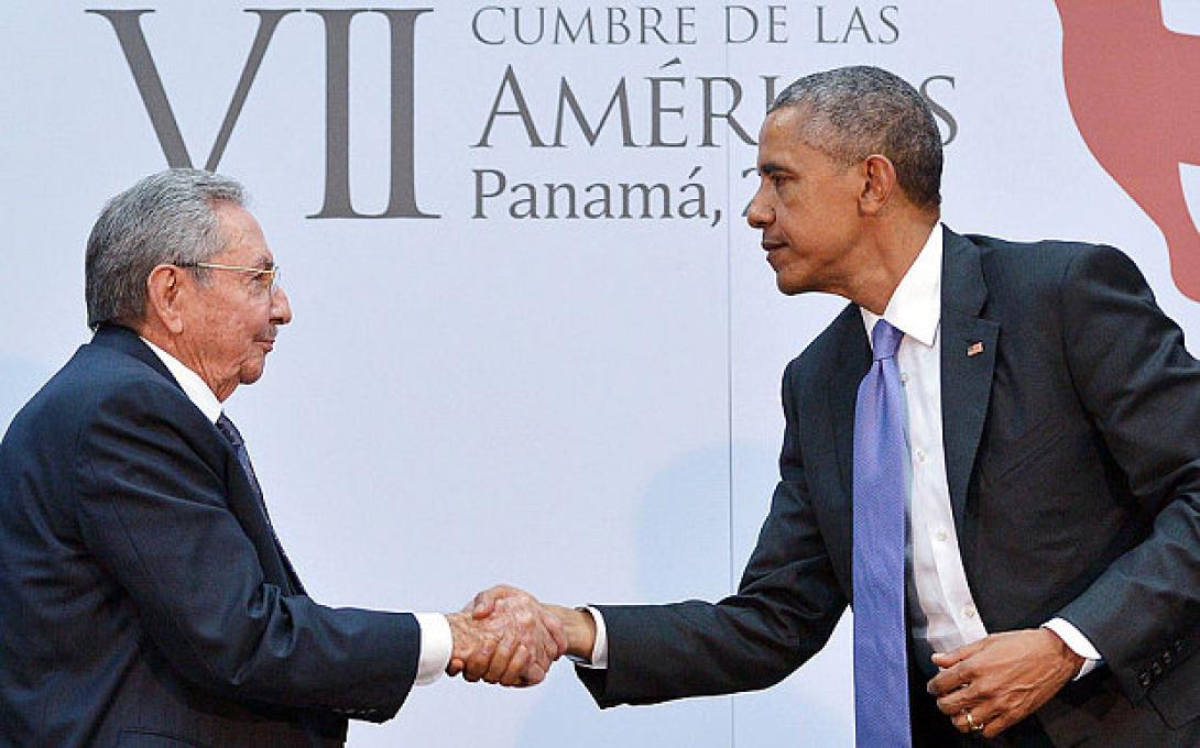 barack-obama-raul-_3264394b.jpg