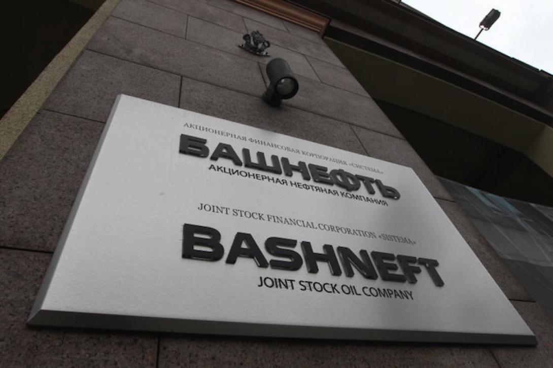 Σε κατ' οίκον περιορισμό ρώσος μεγιστάνας για ξέπλυμα μαύρου χρήματος