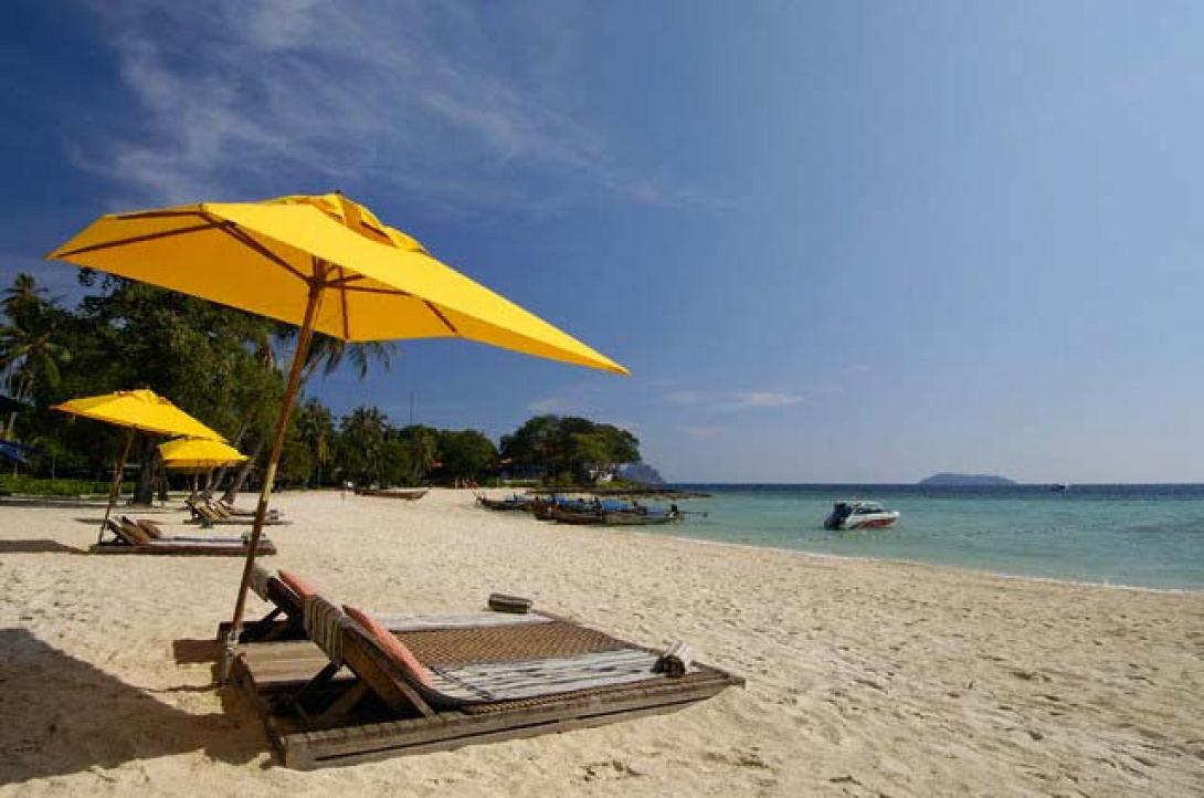 beach1.jpg