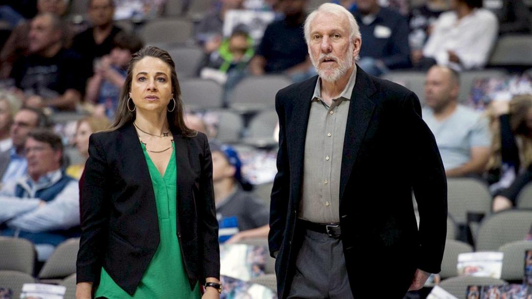 becky-hammon-gregg-popovich.jpg