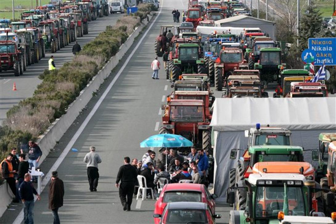 Συνάντηση με τον Υπουργό Οικονομικών ζητούν οι αγρότες