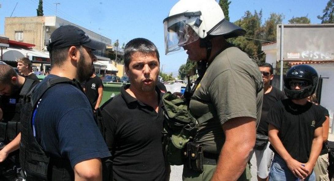 Ενώπιον των ανακριτριών τρεις βουλευτές της Χ.Α.