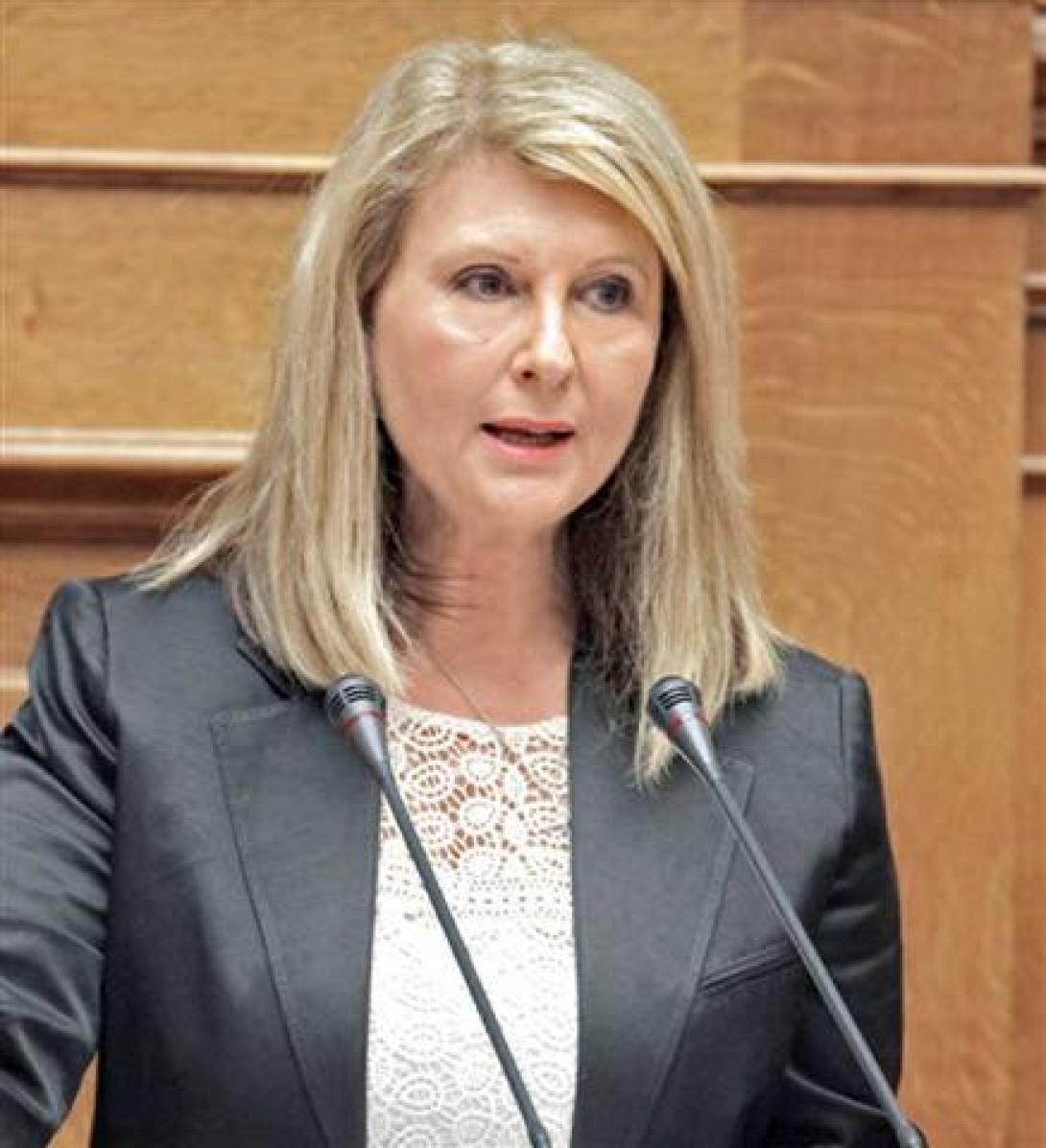 Σ. Βούλτεψη: &quot;Ο Αλ. Τσίπρας συνεχίζει να καλύπτει τους συμμάχους του&quot;