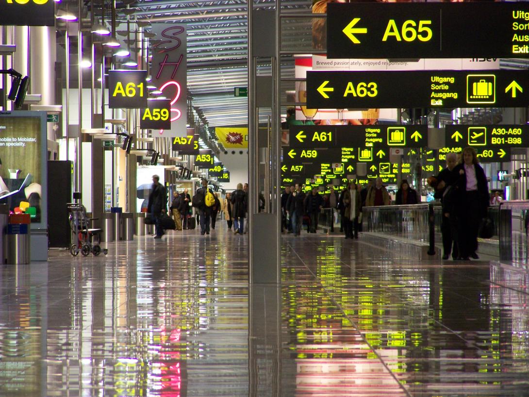 brussels_airport_pier_a_2008.jpg