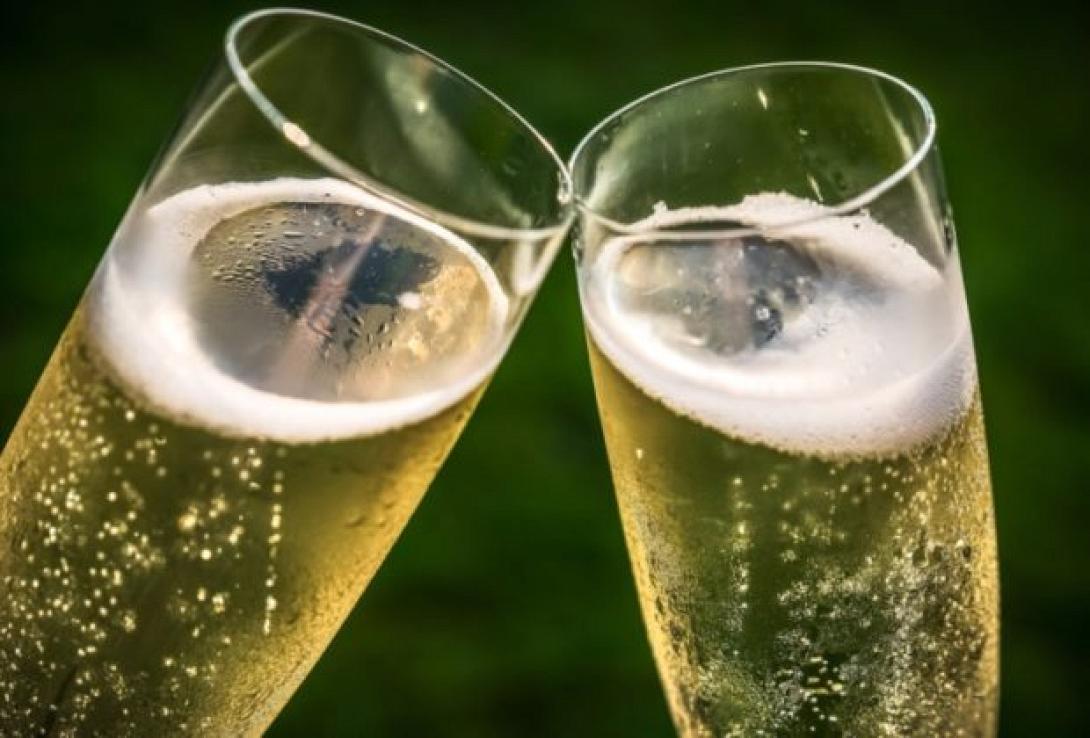 champagne3-620x420.jpg